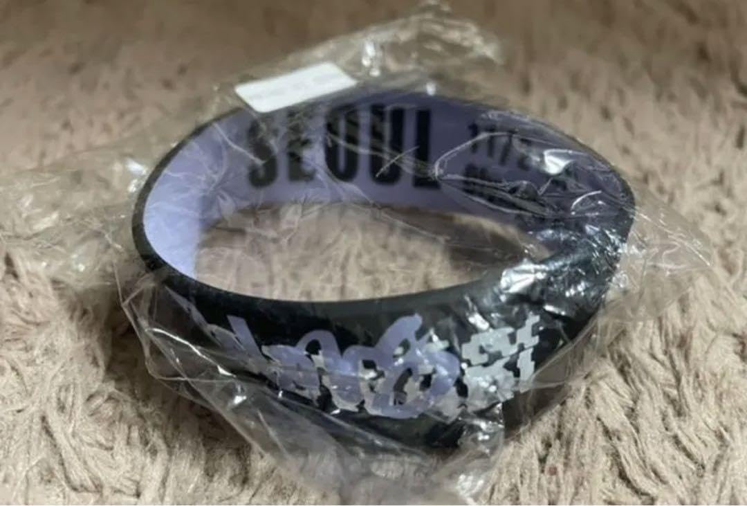 Amazon.co.jp: SEKAI NO OWARI 海外グッズ詰め合わせ : おもちゃ